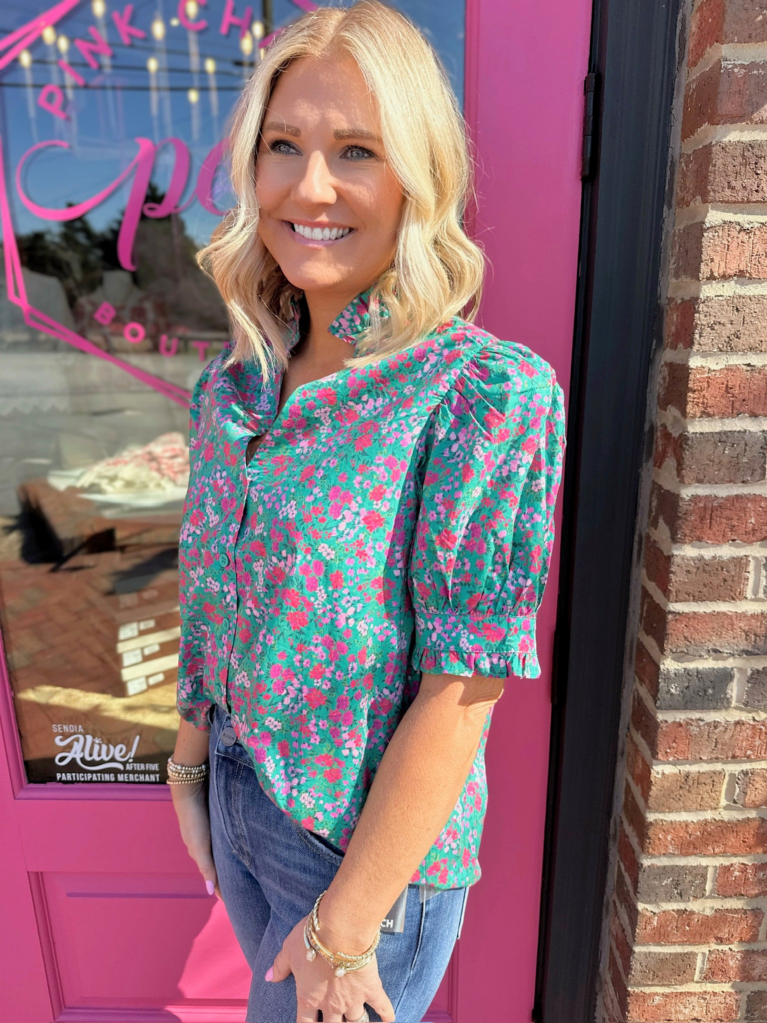 Wishing You Well Floral Vneck Top with Puff Sleeves