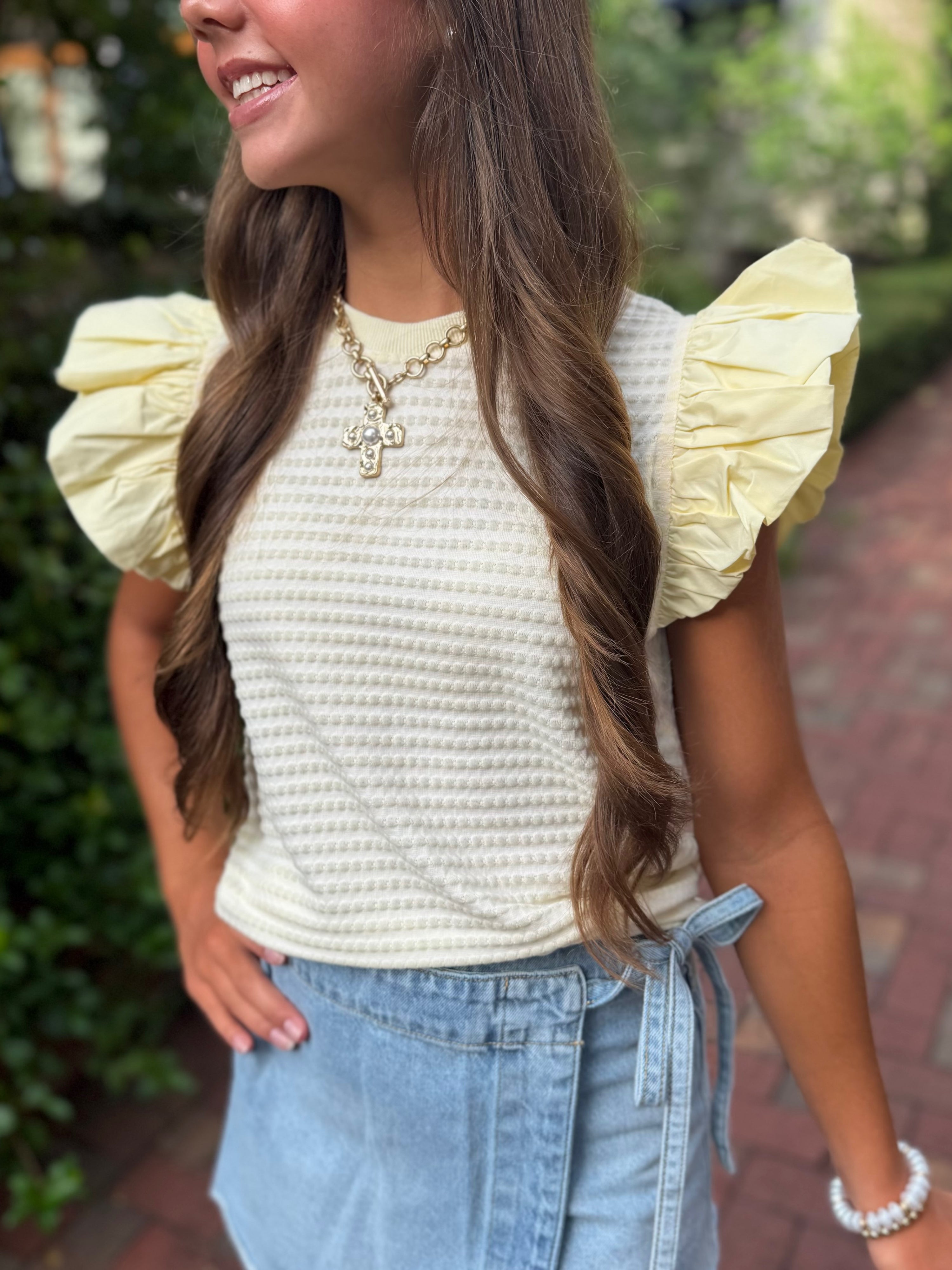 Ray of Sunshine Textured Stripe Bubble Ruffle Sleeve Knit Tee Top
