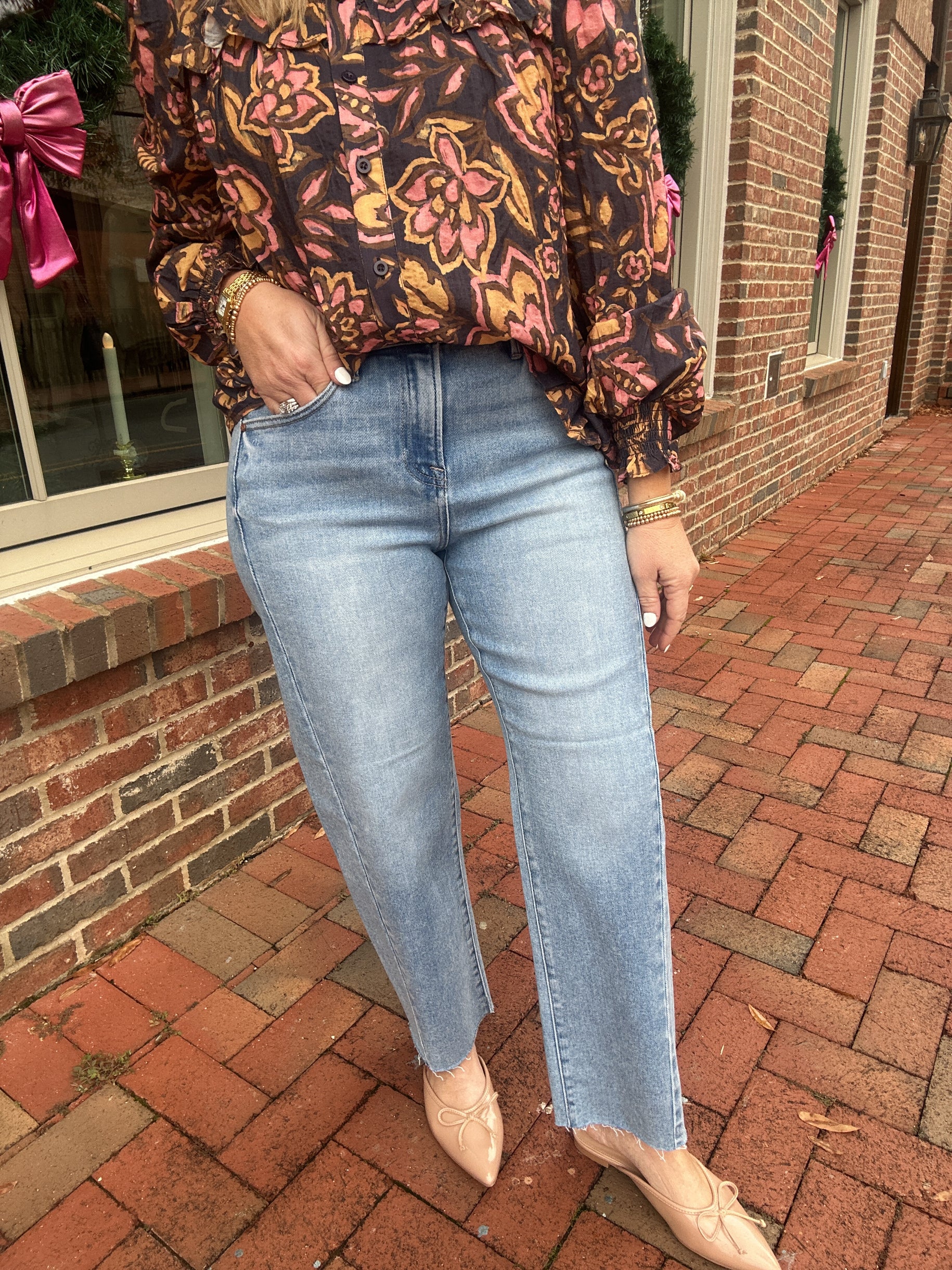 Macy Mid Rise Fit Crop Light Wash Barrel Jeans