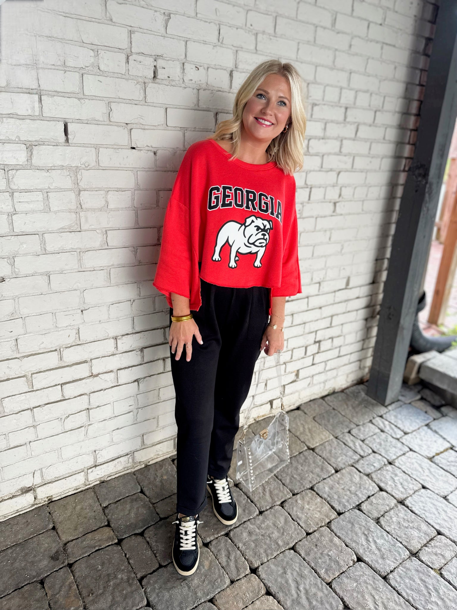 Georgia Bulldog Cropped Front Graphic Short Sleeve Sweatshirt