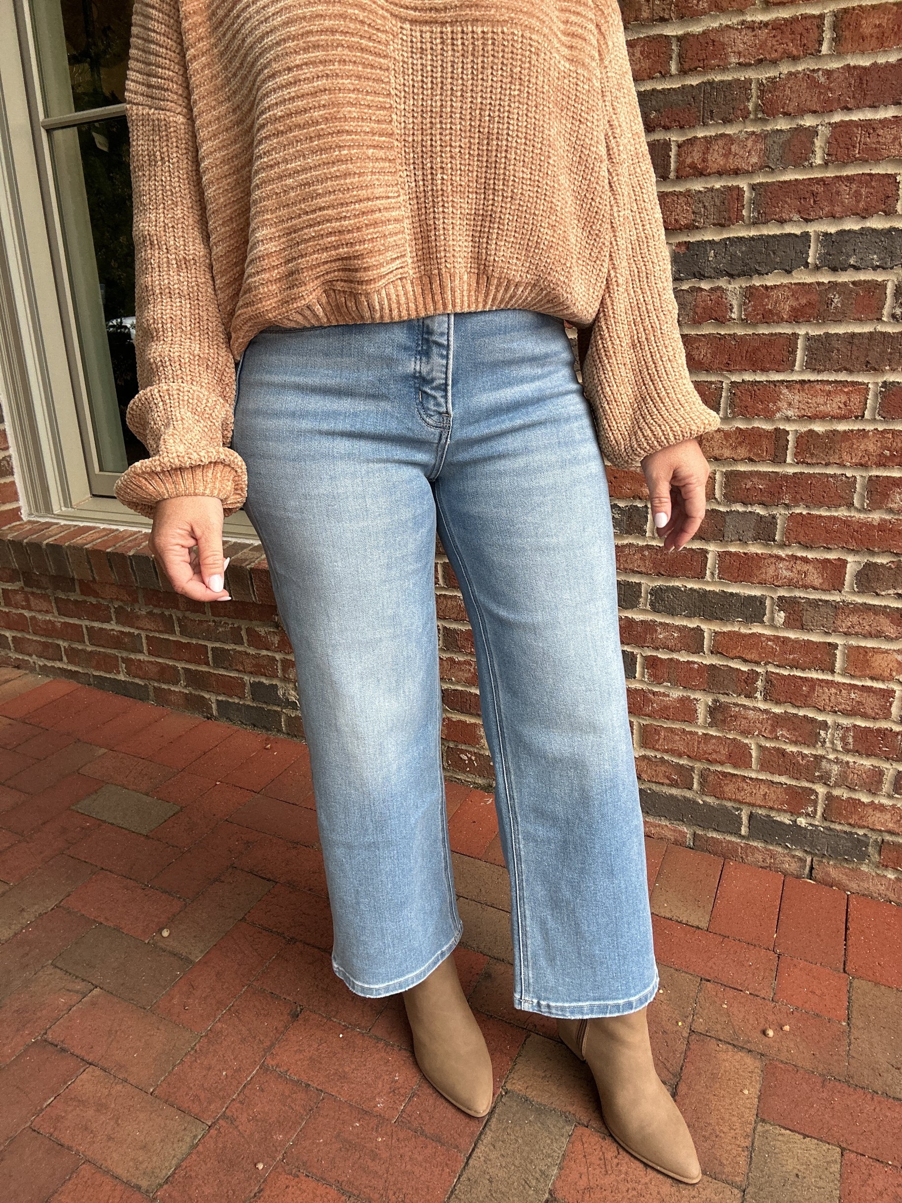 Abound High Rise Crop Wide Leg with Tummy Control