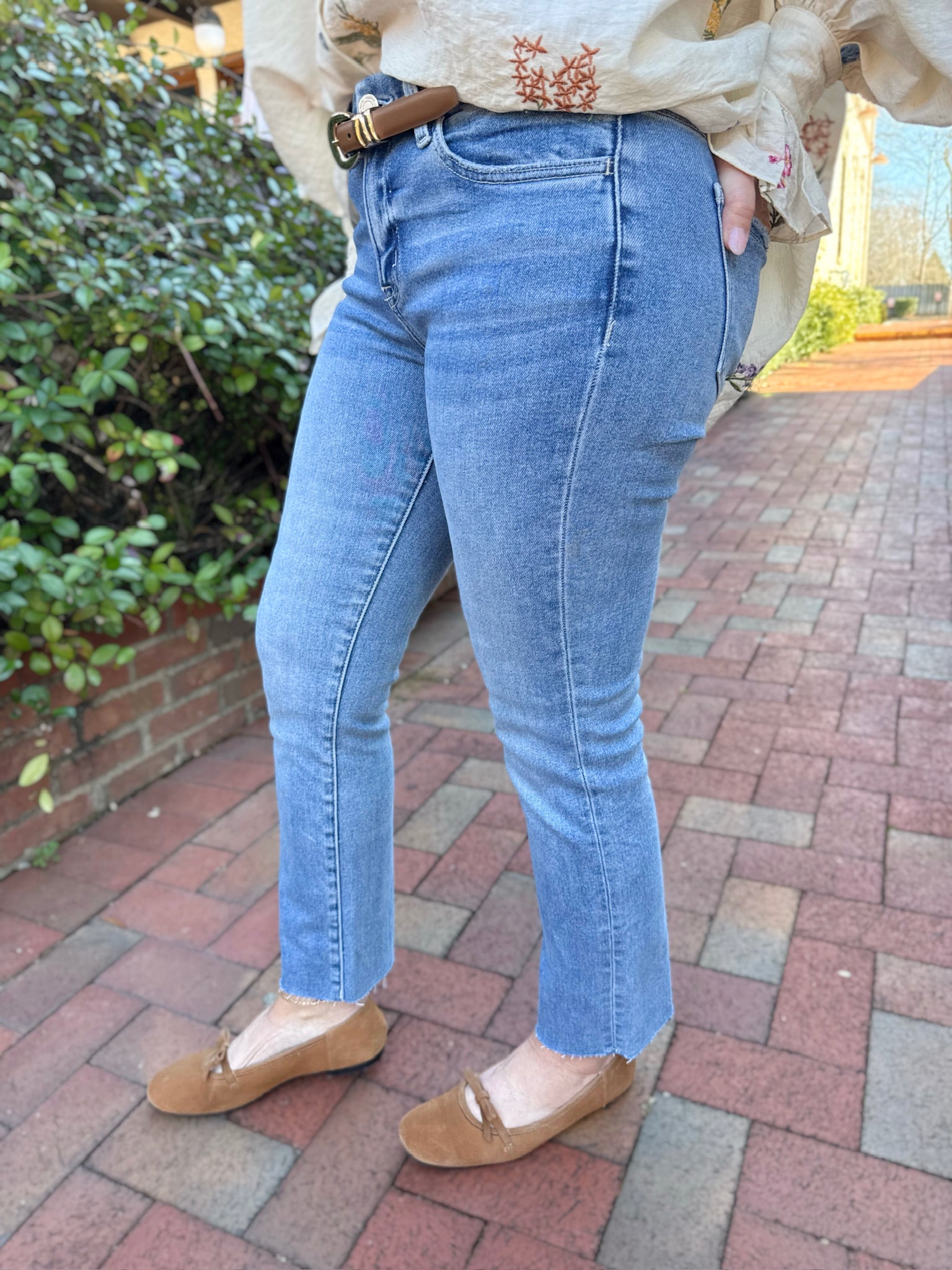 Midnight In Paris Mid Rise Crop Slim Straight Jeans