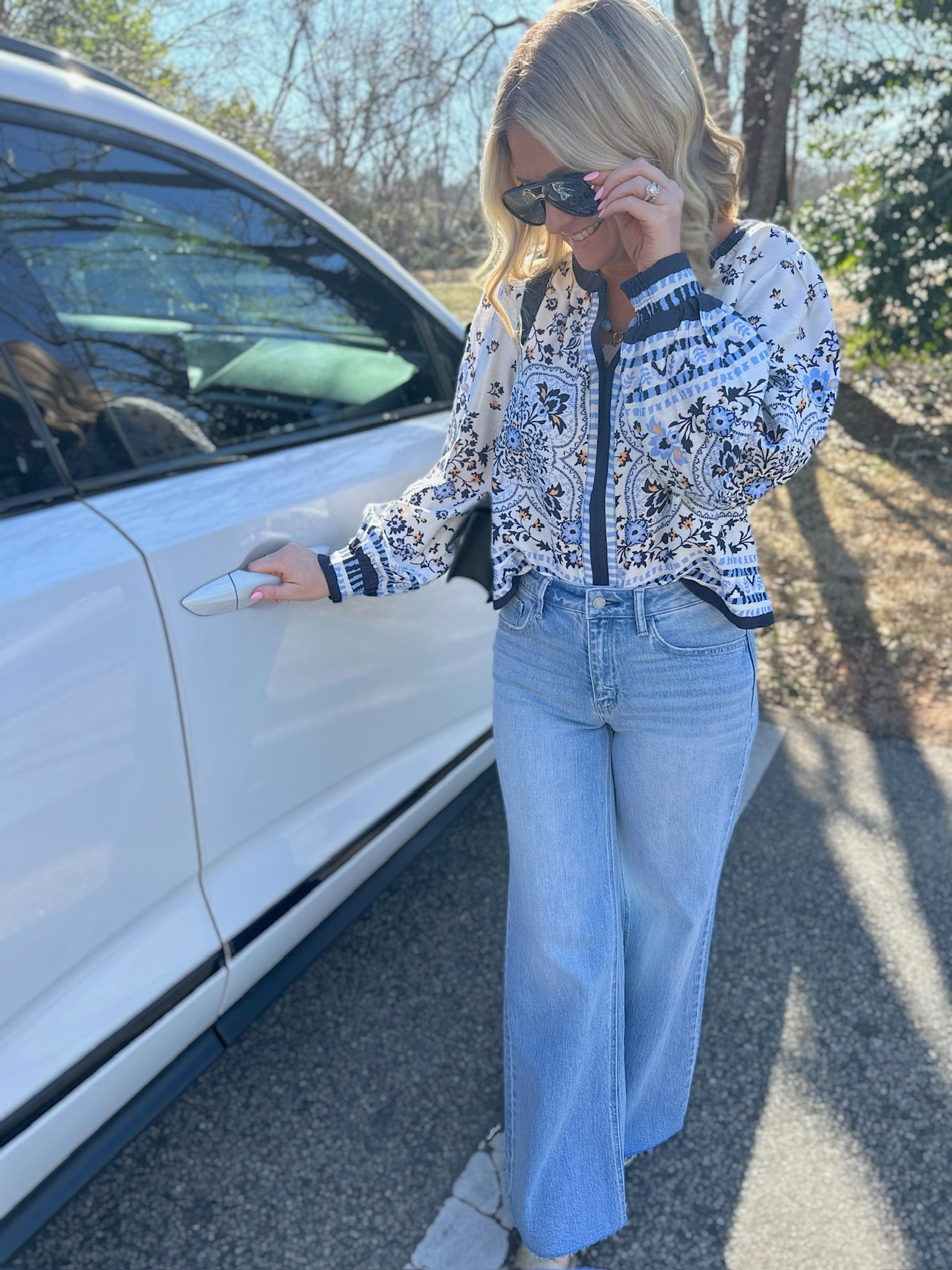 Know Just What You Want Floral Blouse in Blue