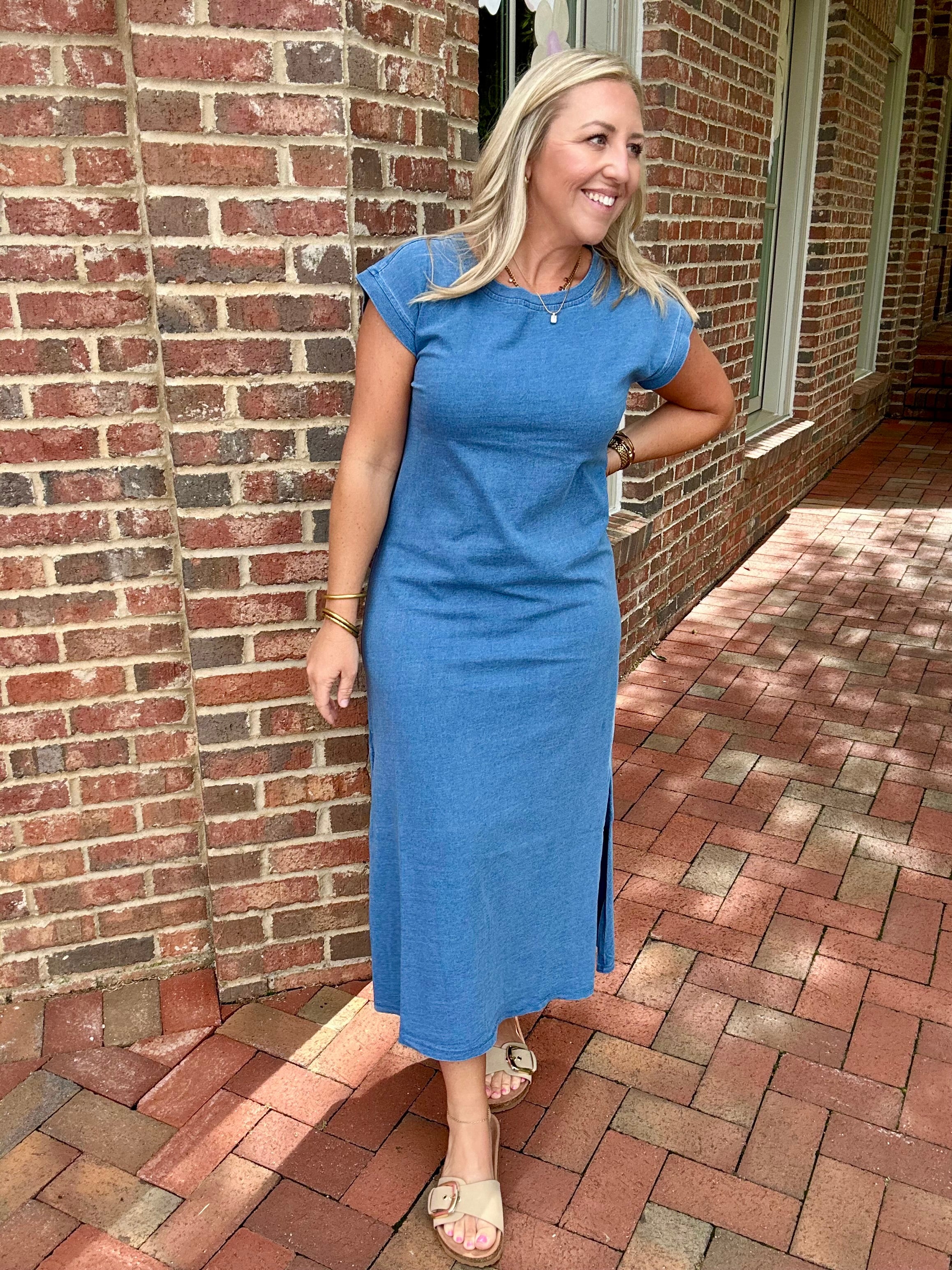Sun Goes Down T-Shirt Midi Dress