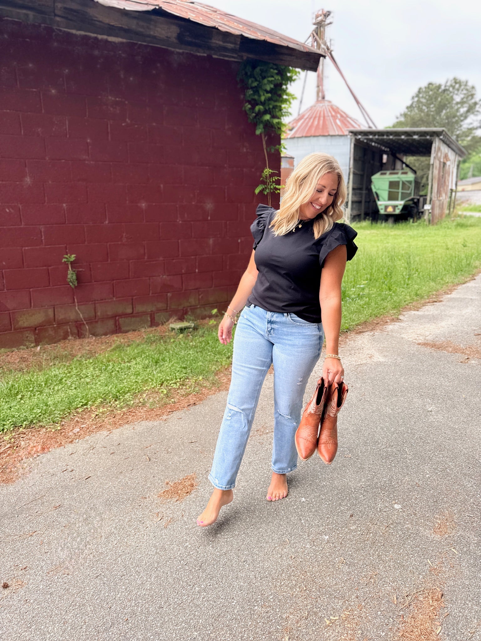 Talented Grace Mid Rise Ankle Straight Leg Jeans