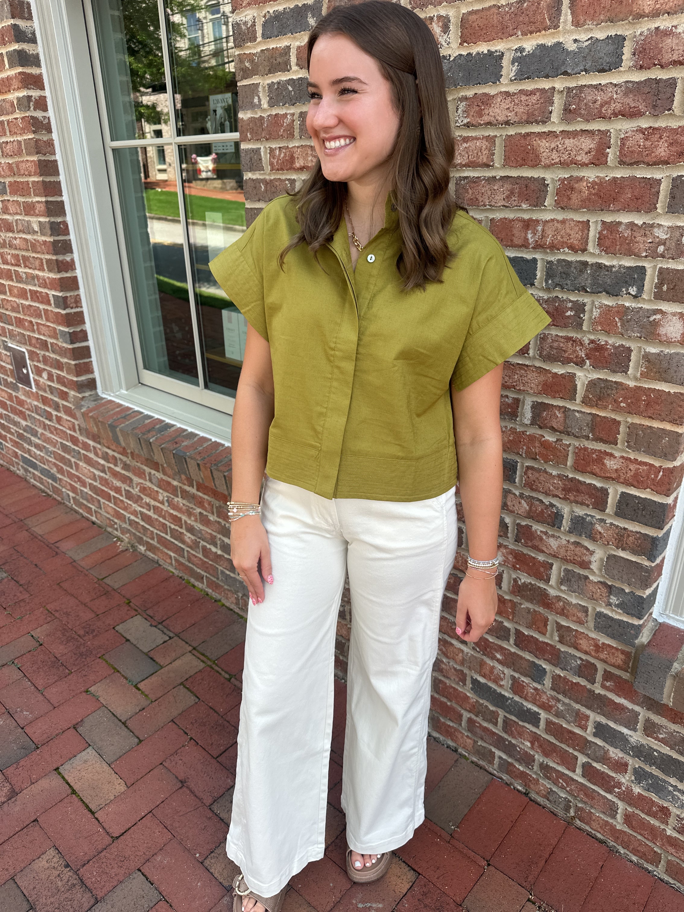 Linen Me Up Top in Olive