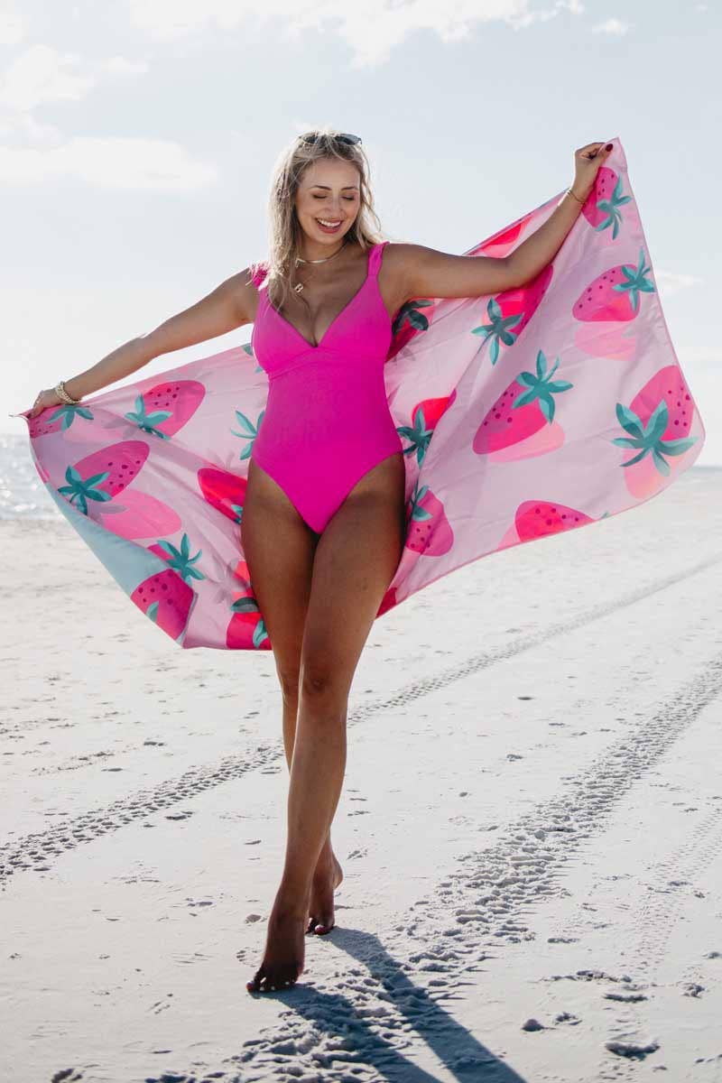 Subtle Strawberry Microfiber Towel: Light Pink