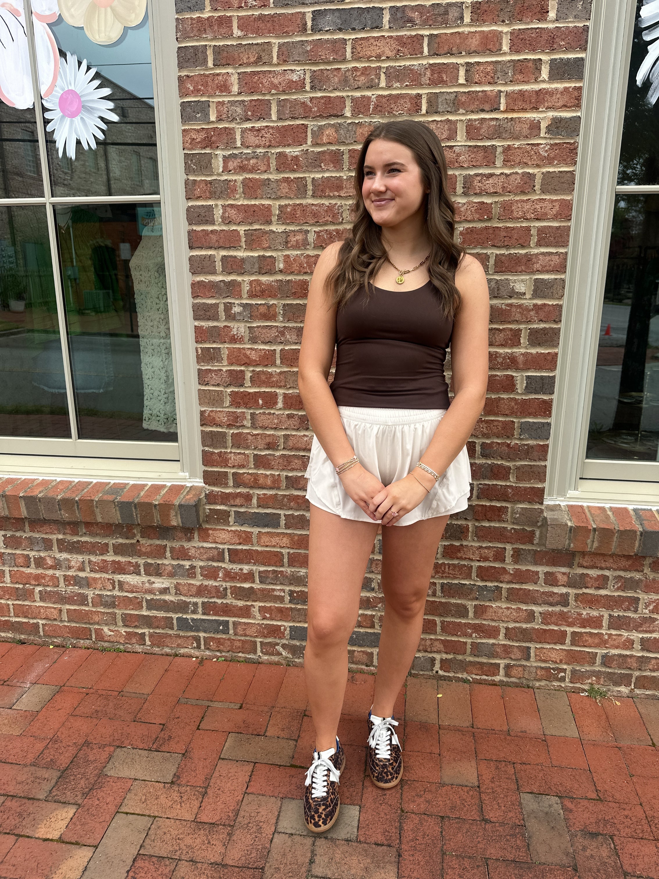 Take The Win Yoga Round Neck Sleeveless Tank in Espresso