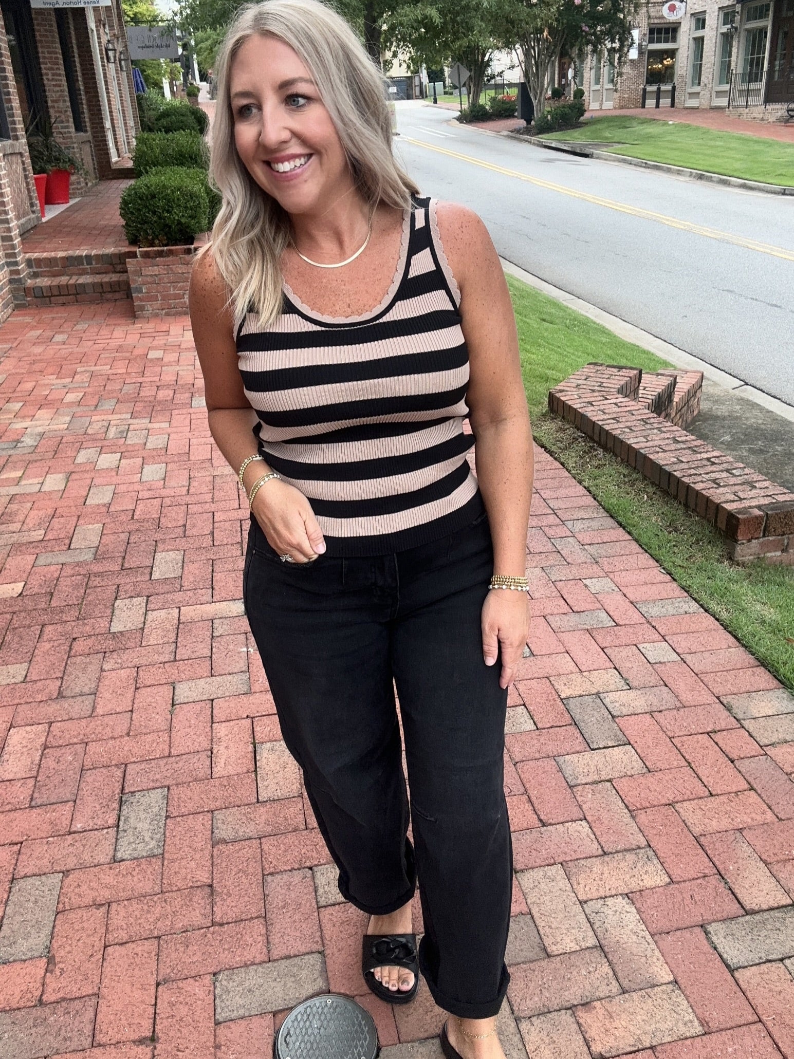 Effortless Edge Scalloped Edge Knit Tank Top