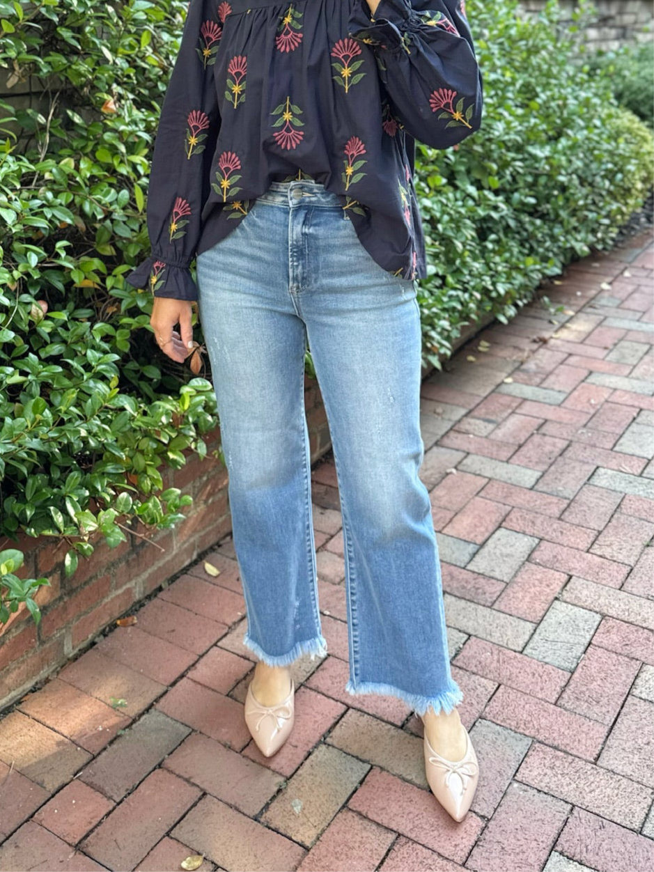 Ryleigh High Rise Crop Straight Frayed Hem Jeans