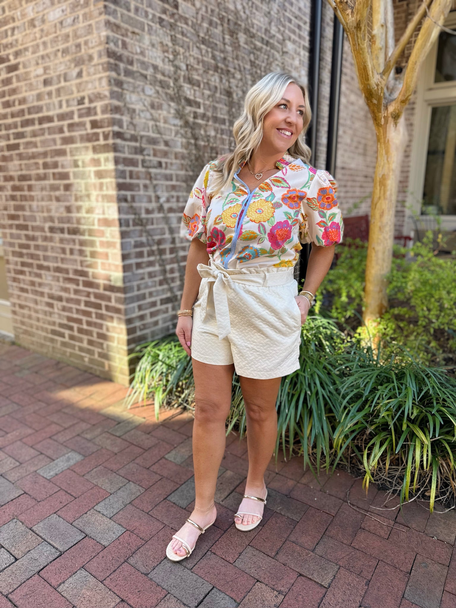 Turn into Florals Bubble Sleeve Top