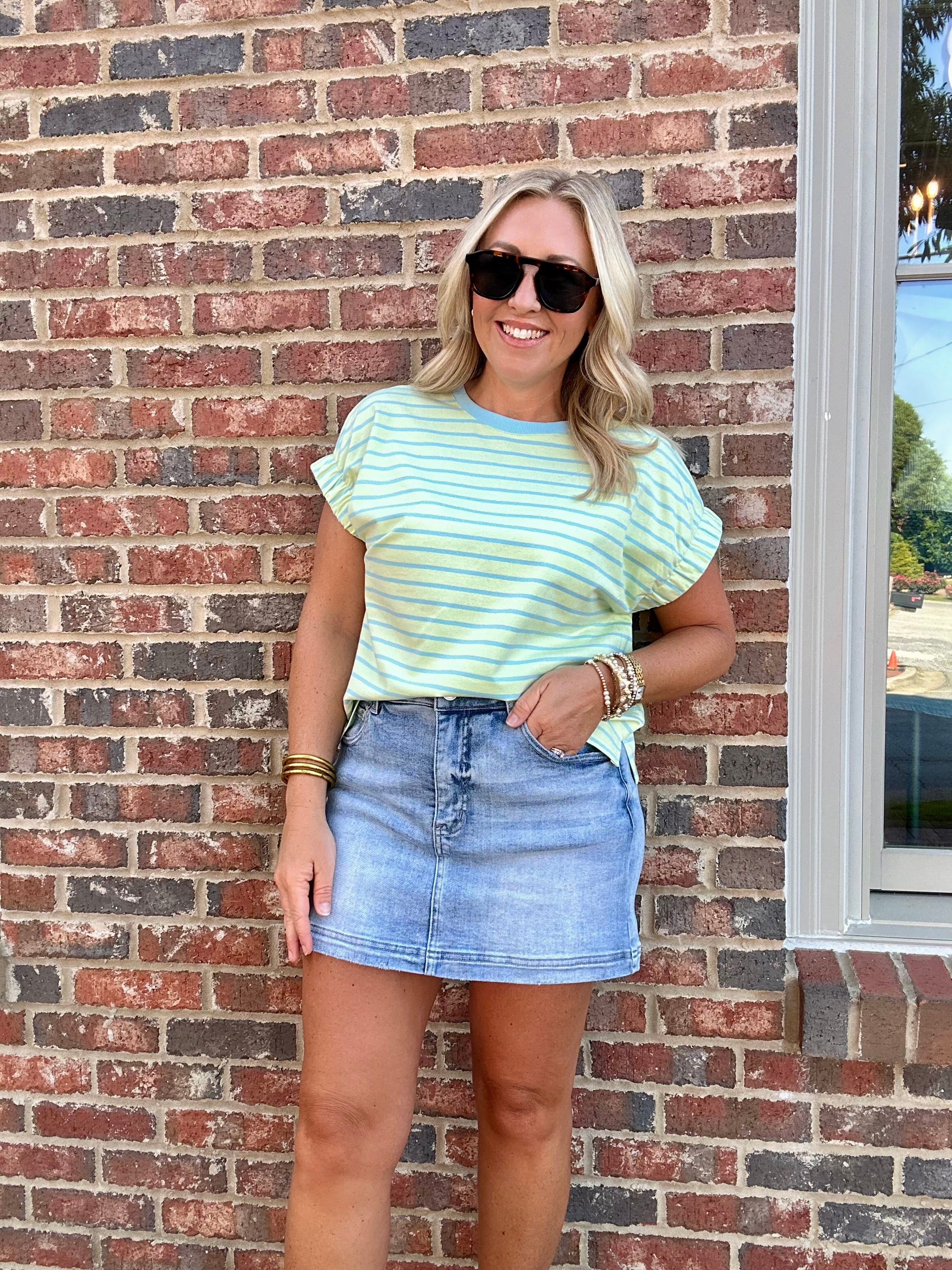 The Sun Going Down Striped with Elastic Sleeve in Blue