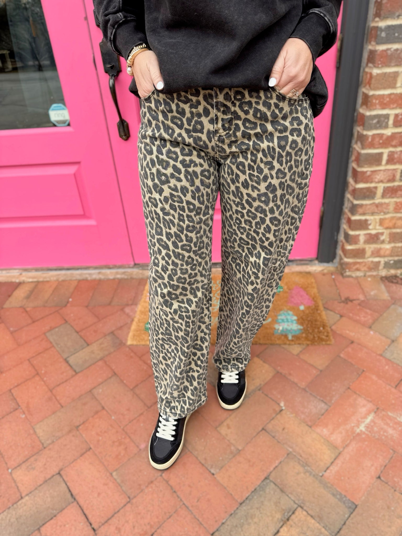 Mariah Mid Rise Ankle Leopard Barrel Jeans