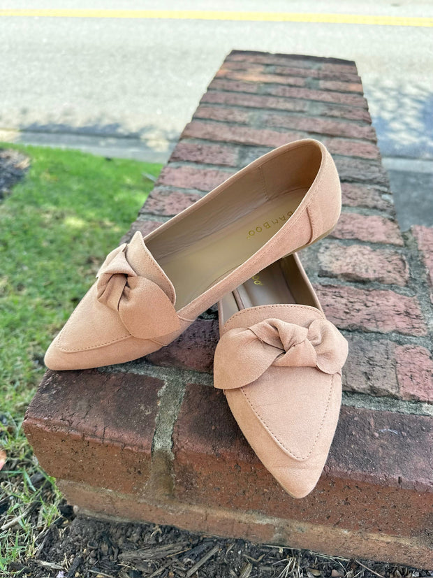 Work Mode Pointed Suede Flats with Bow