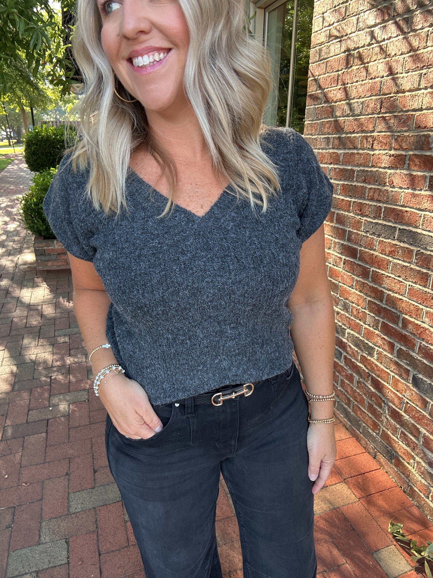 Ellie Sweater Knit Short Sleeve Top