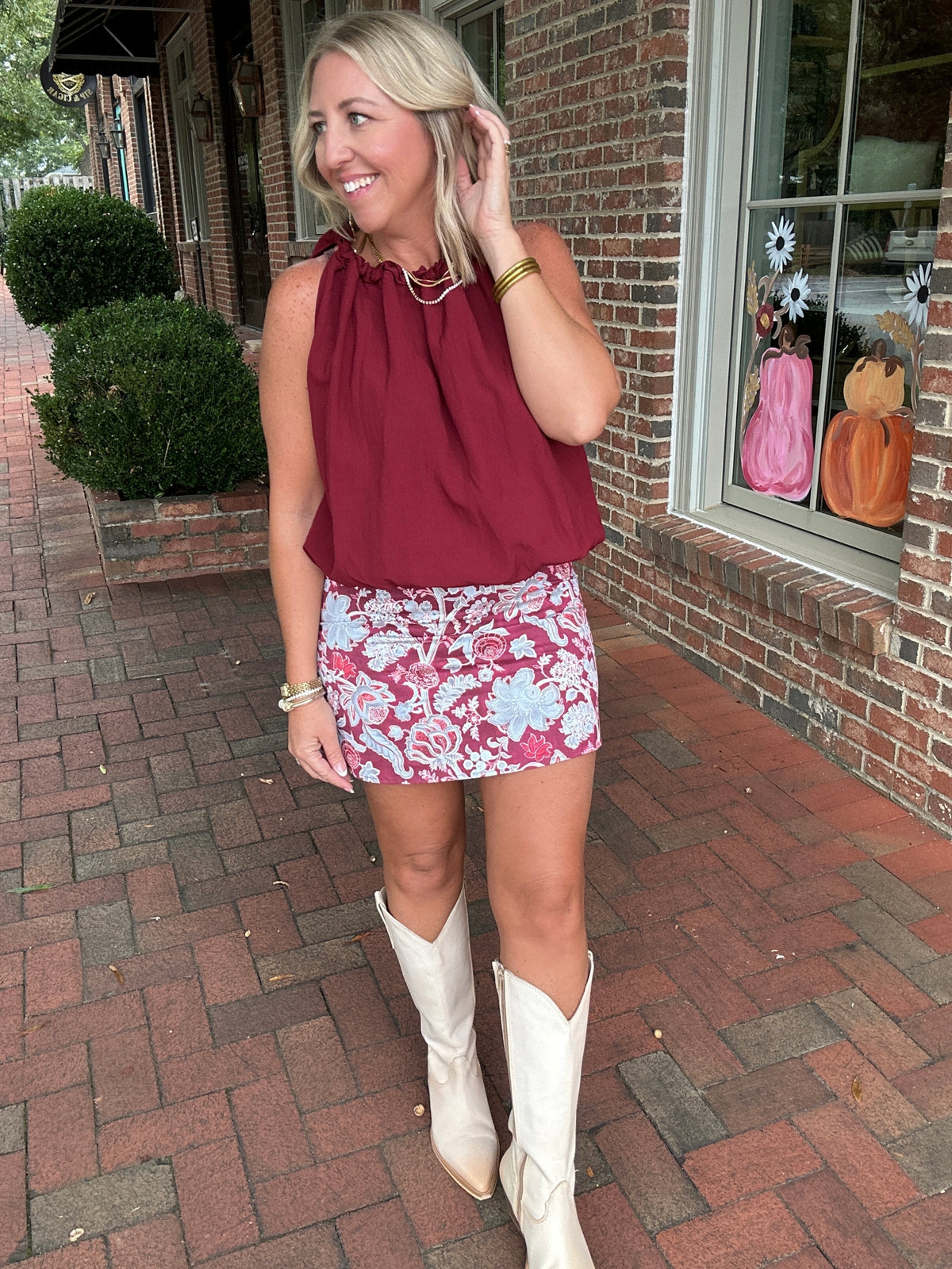 Stadium Sweetheart Tie Halter Top