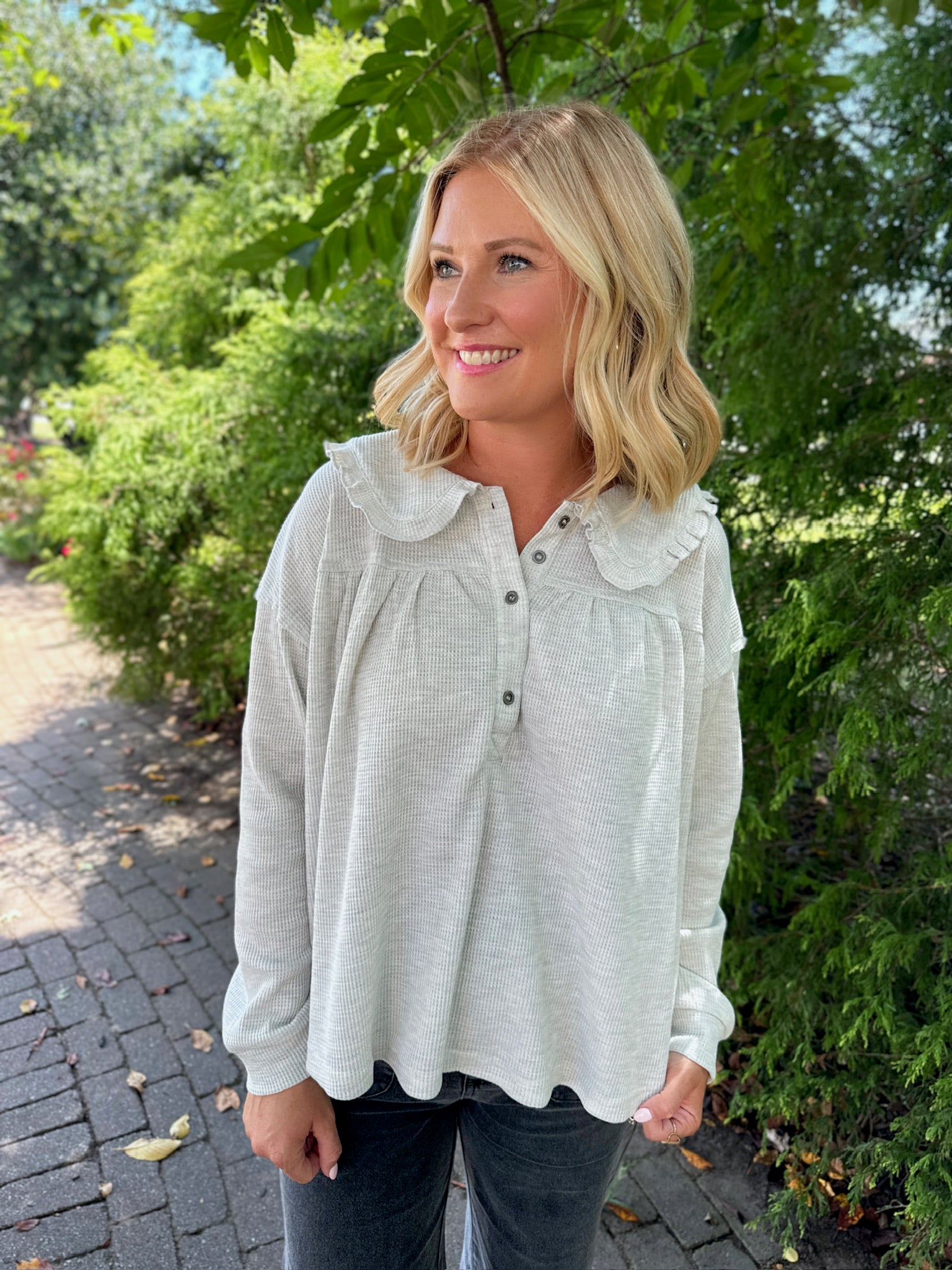 Miss Understood Collared Long Sleeve Knit Button Up Top