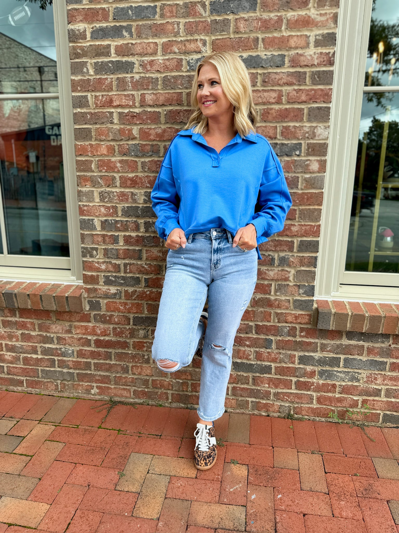 Ocean Eyes Luxe Knit Loose Fit Collar Sweatshirt