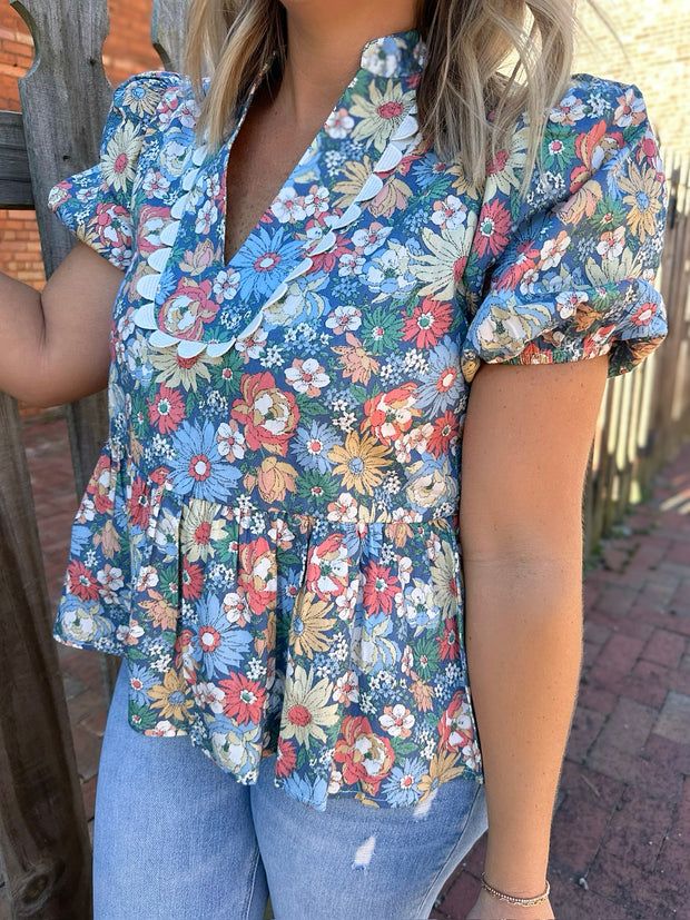Guarantee Your Going to Love Floral Top