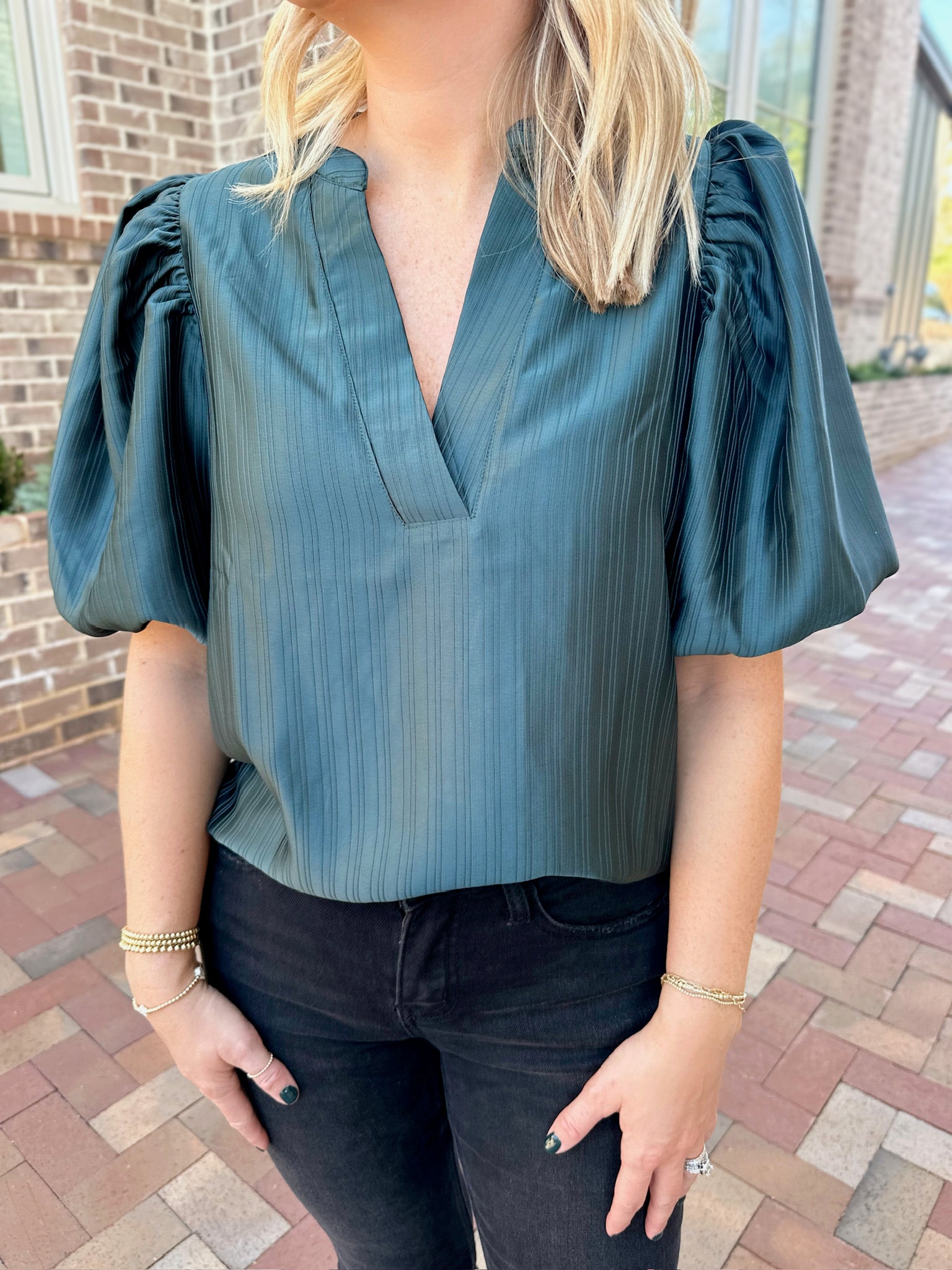 Southern Belle V-Neck Puff-Sleeve Top in Green