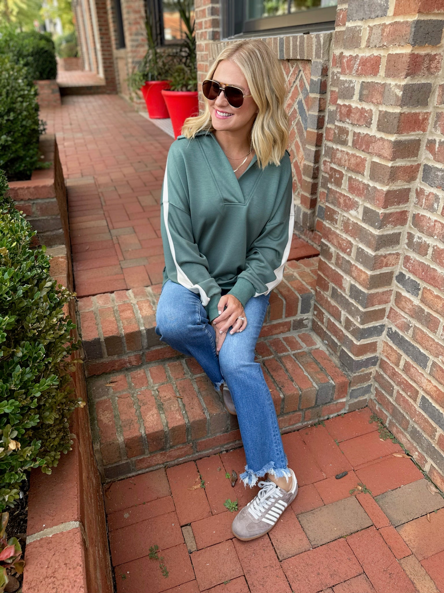 Unwritten Luxe Knit Color Blocking Sweatshirt in Lagoon
