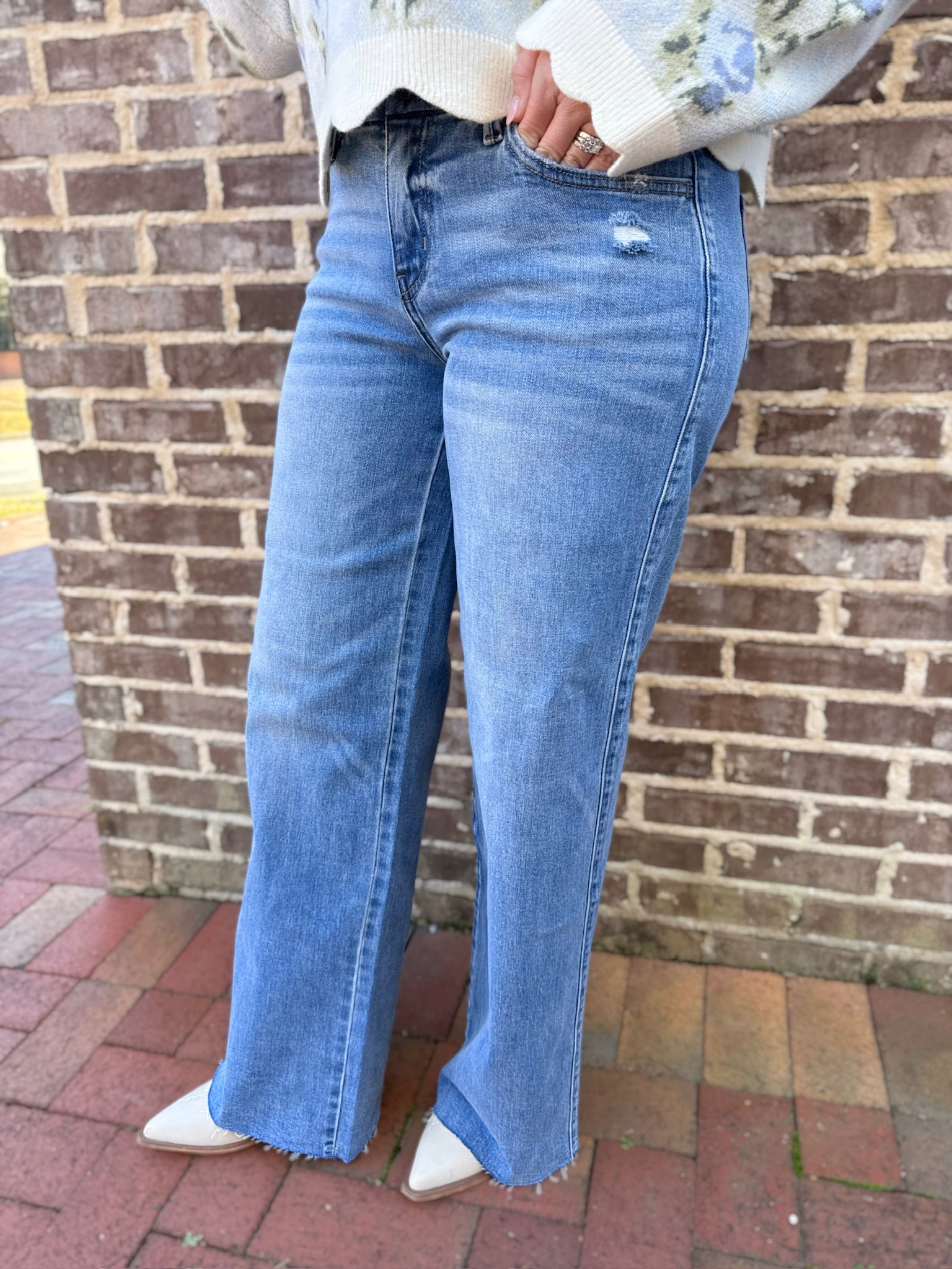 Olivia Mid Rise Wide Leg Jeans