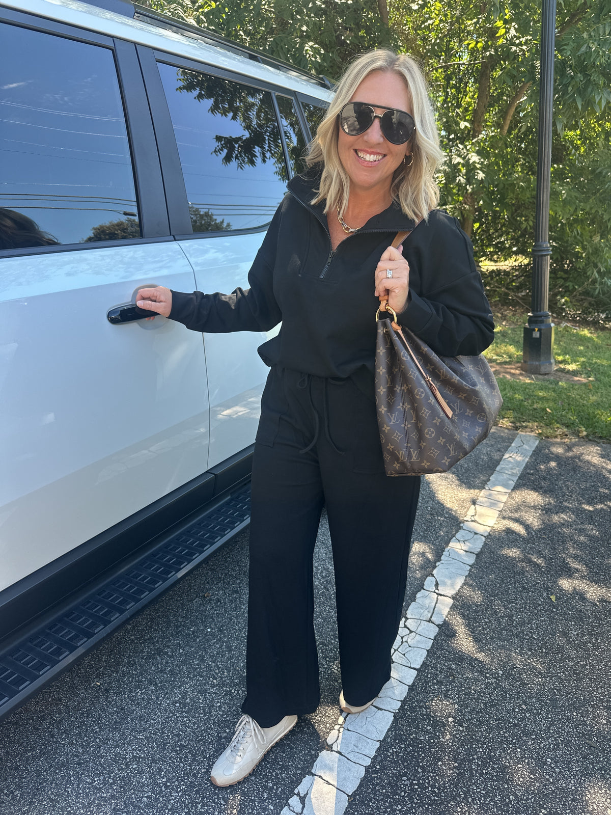 Scuba Half Zip Pullover & Wide Leg Pants Set: In Black