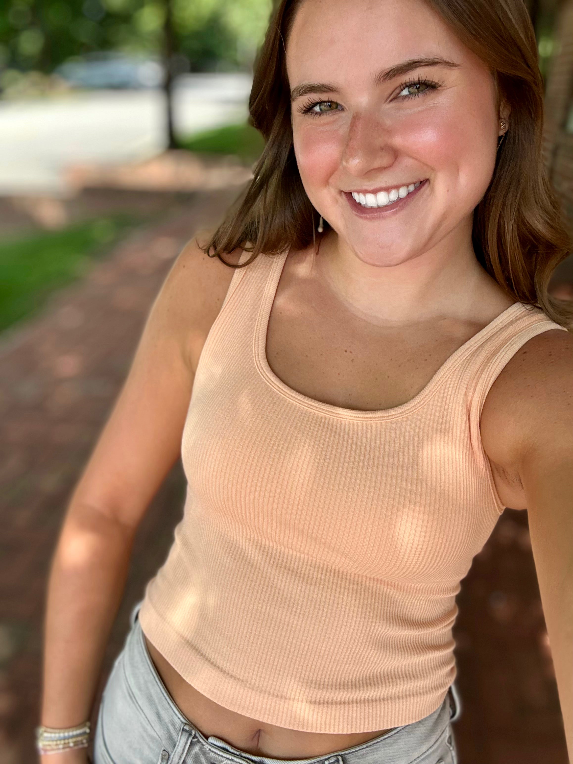 Comfort in Paradise Seamless Scoop Neck Sleeveless Top in Peach