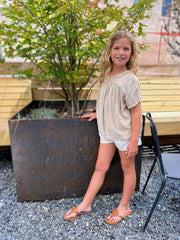 Dainty Daisy Linen Top